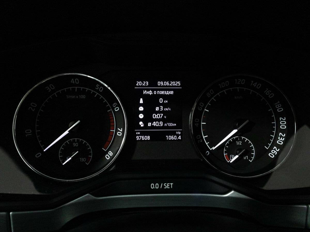 Skoda Superb б/у, 2018, Роботизированная. Фото: #11