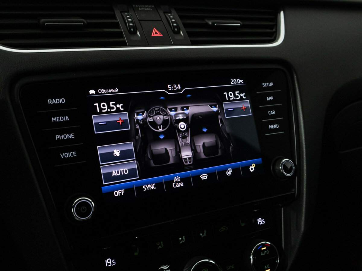 Шкода Октавия б/у, 2020, Роботизированная. Фото: #16