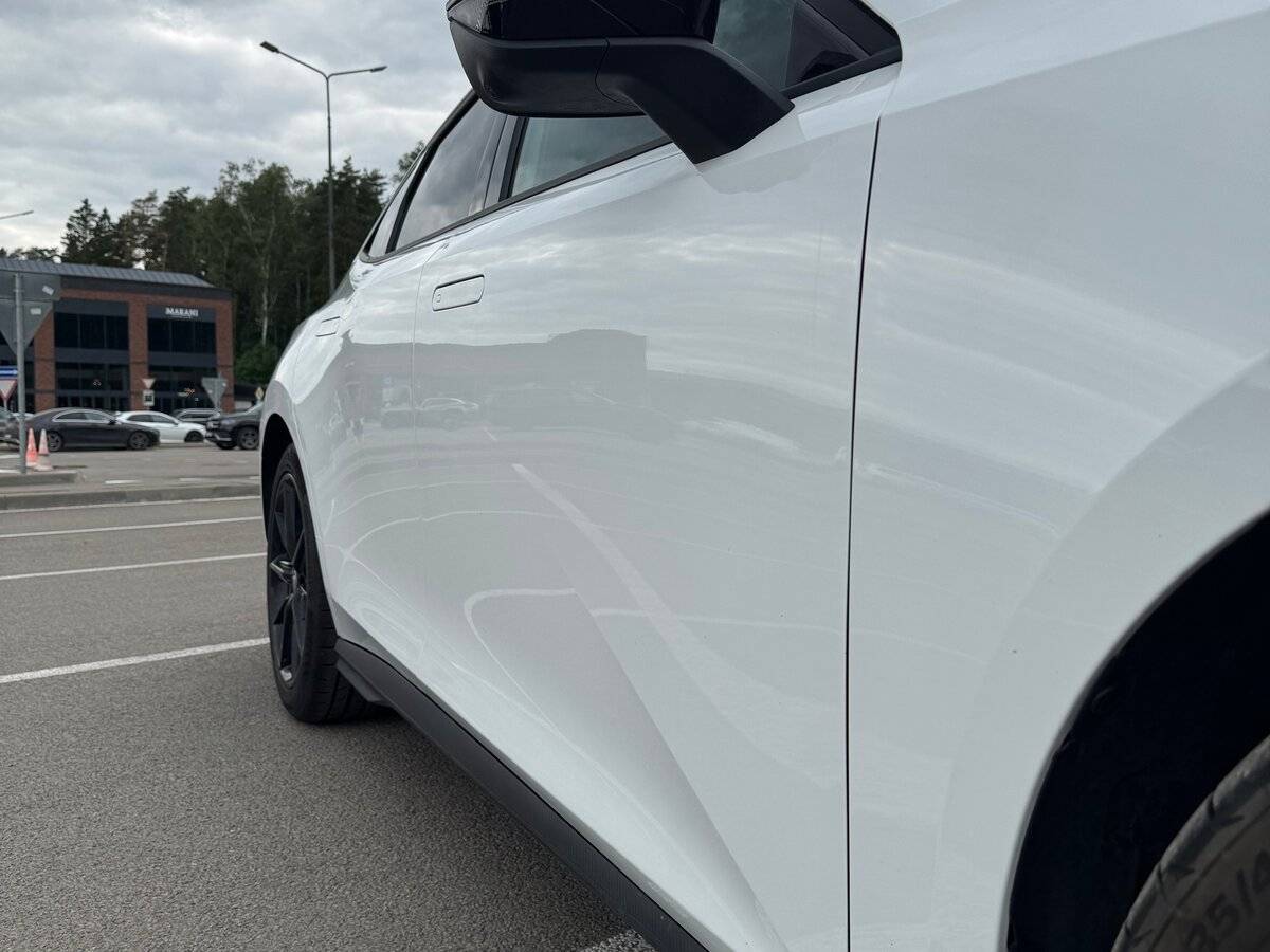 Чанган УНИ-В б/у, 2023, Роботизированная. Фото: #4