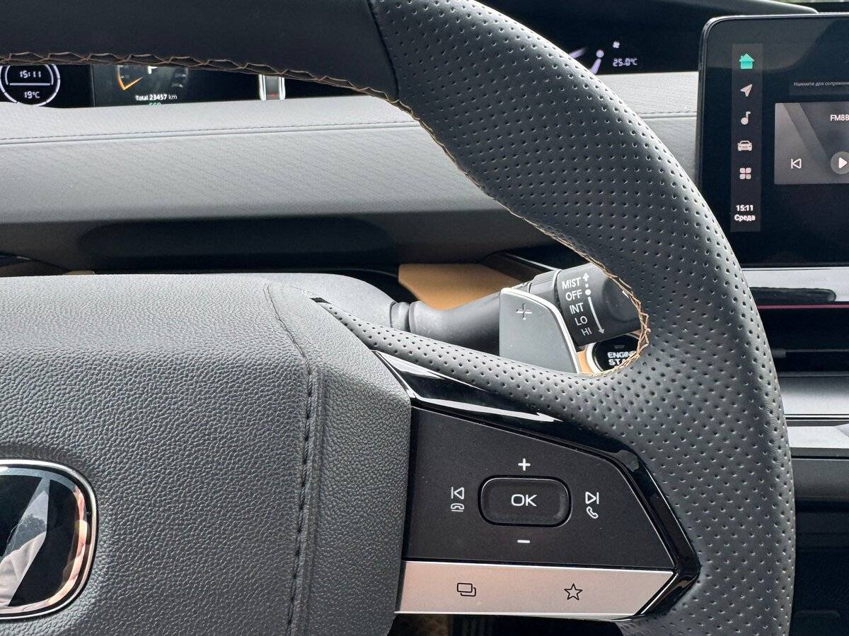 Чанган УНИ-В б/у, 2023, Роботизированная. Фото: #9