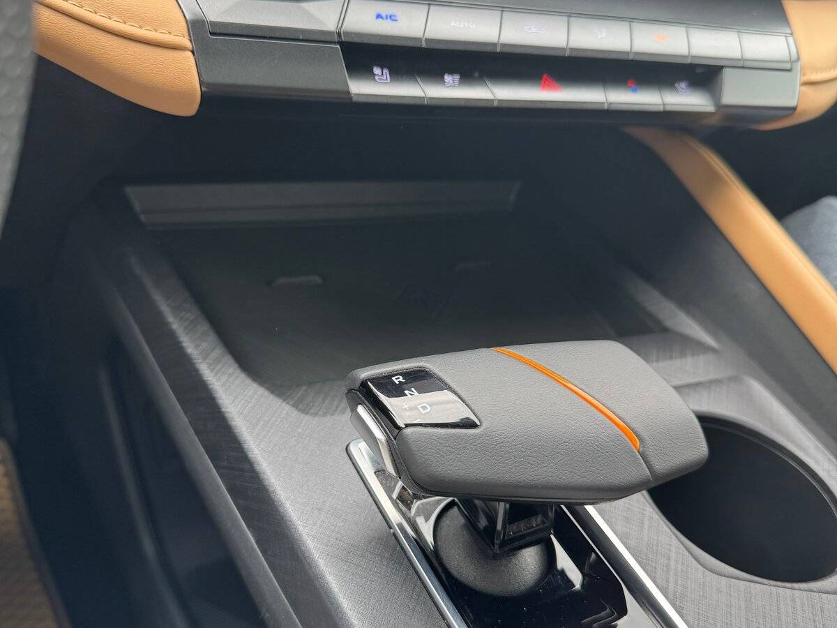 Чанган УНИ-В б/у, 2023, Роботизированная. Фото: #10