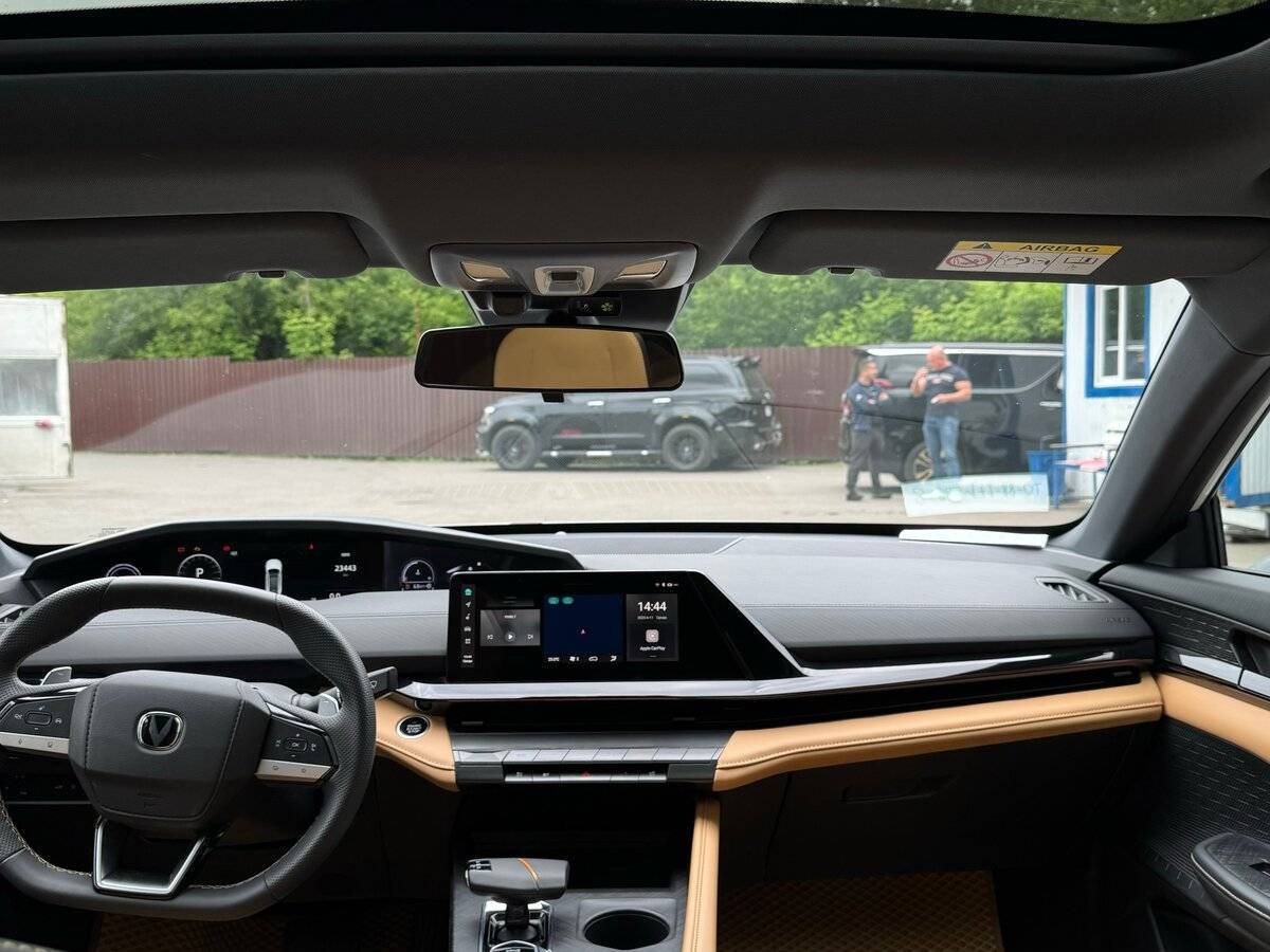 Чанган УНИ-В б/у, 2023, Роботизированная. Фото: #11