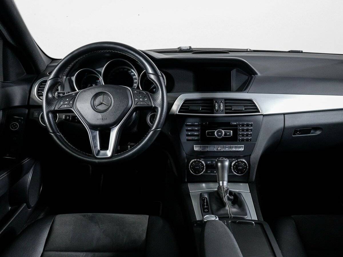 Мерседес-Бенц Ц-Класс б/у, 2013, Автоматическая. Фото: #11