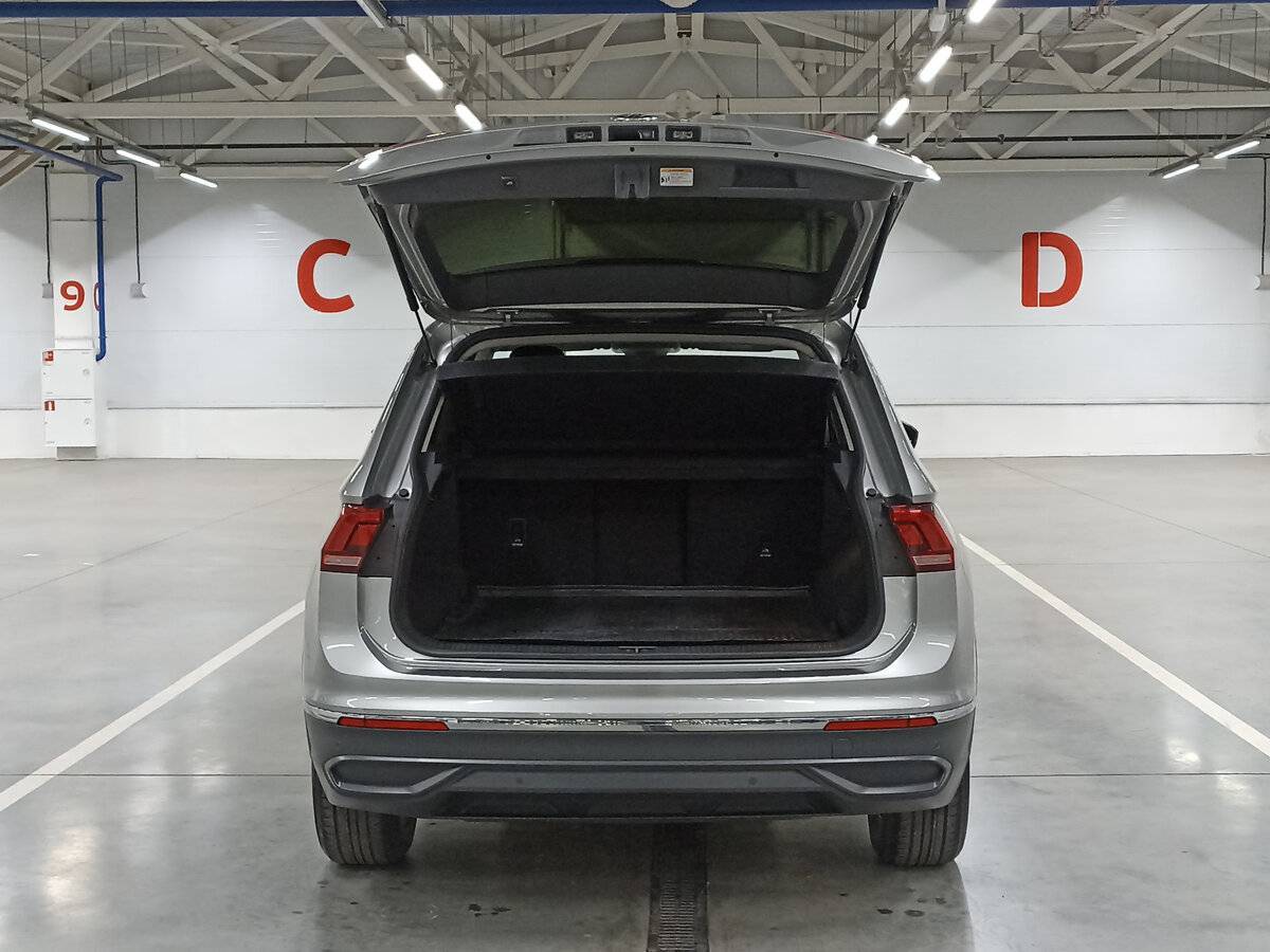 Volkswagen Tiguan б/у, 2021, Роботизированная. Фото: #9