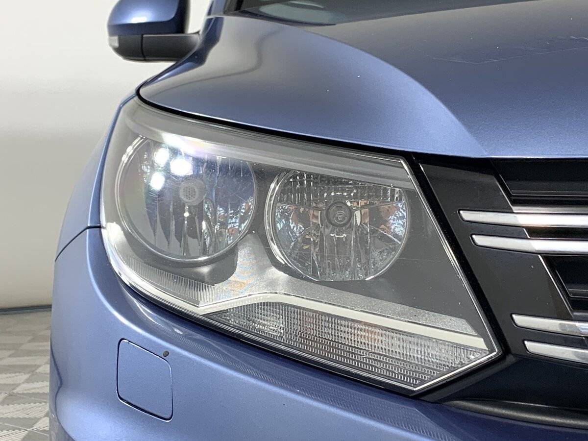 Volkswagen Tiguan б/у, 2012, Автоматическая. Фото: #9