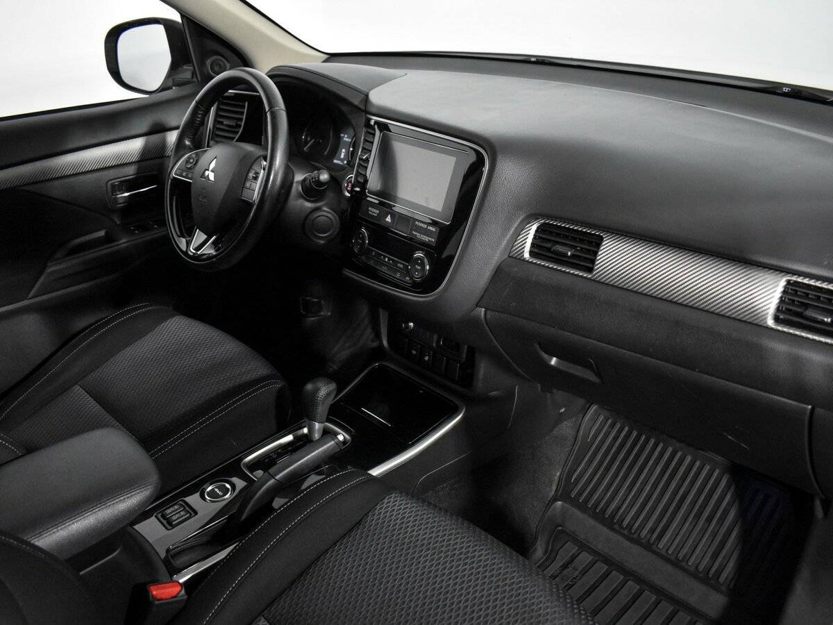 Митсубиши Оутлэндер б/у, 2018, Вариатор. Фото: #12