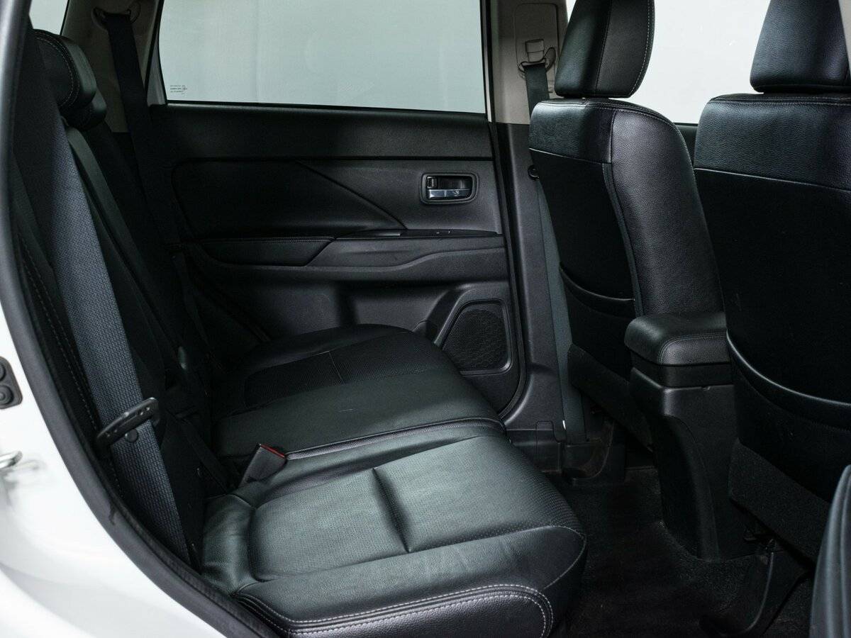 Митсубиши Оутлэндер б/у, 2018, Вариатор. Фото: #11