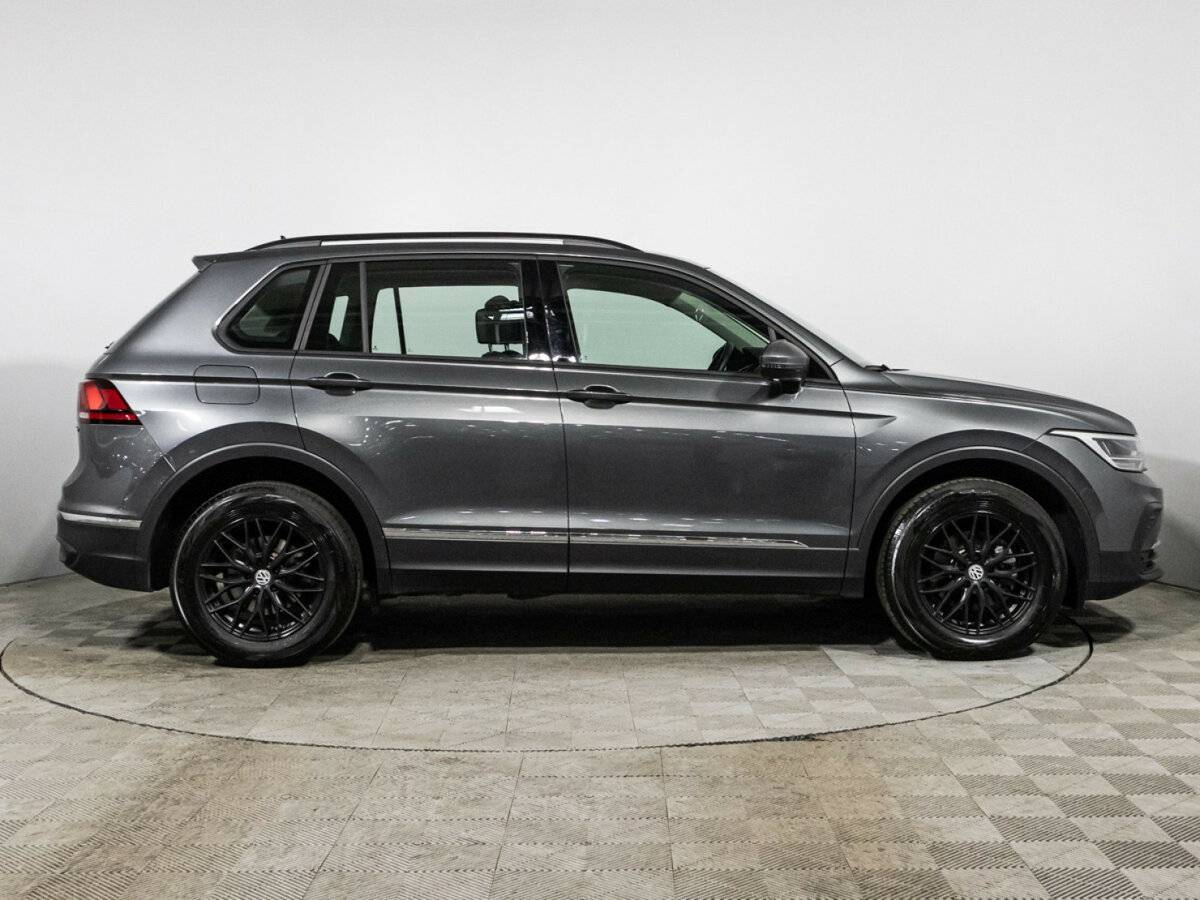 Volkswagen Tiguan б/у, 2021, Роботизированная. Фото: #3