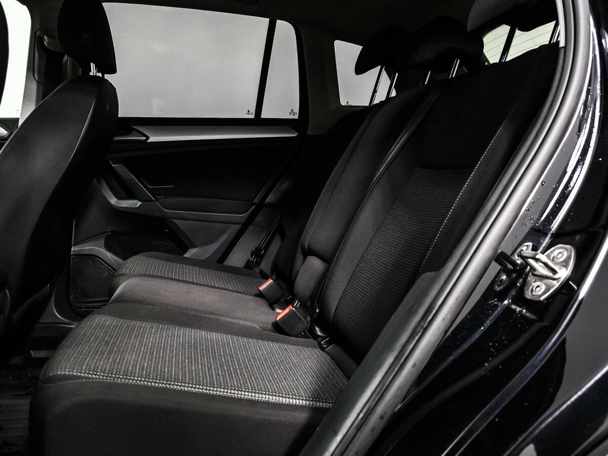 Volkswagen Tiguan б/у, 2020, Роботизированная. Фото: #11