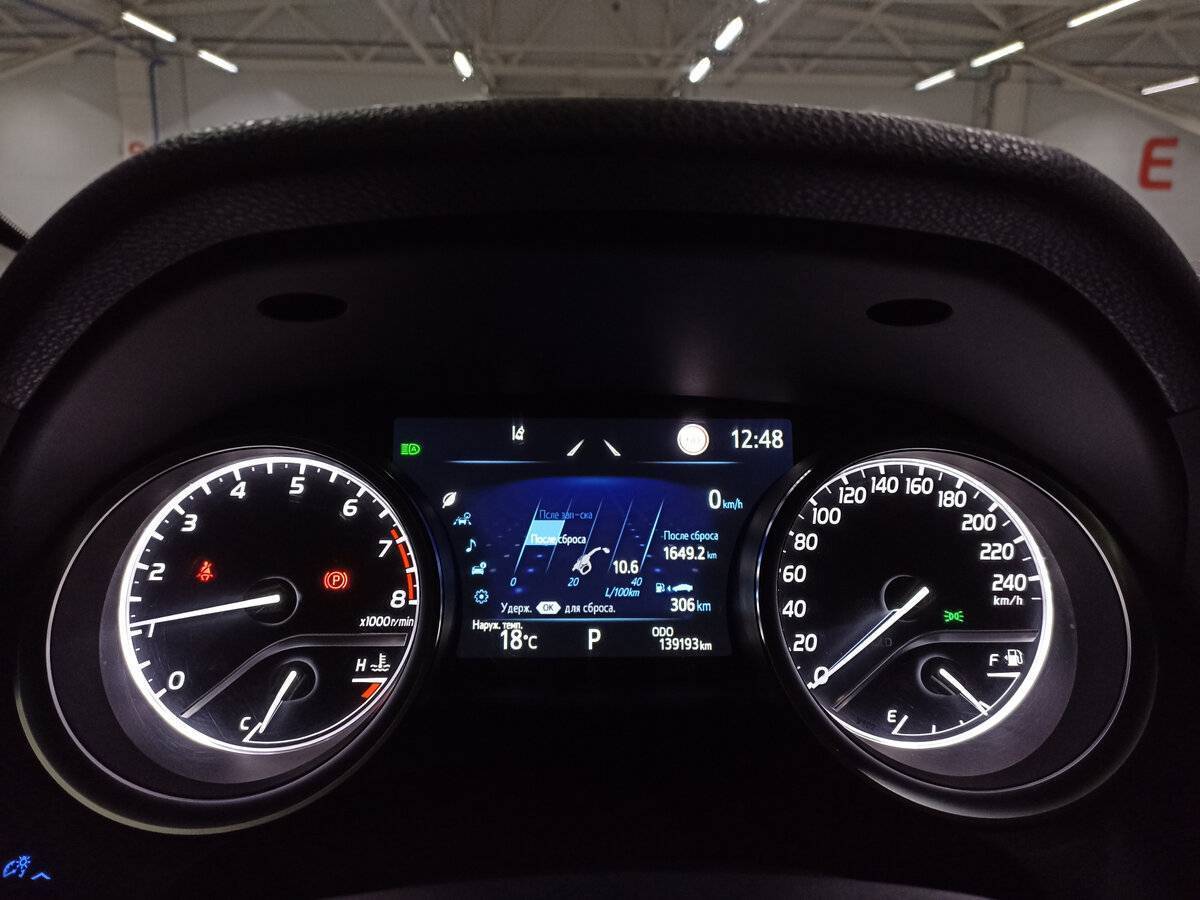 Toyota Camry б/у, 2021, Автоматическая. Фото: #12