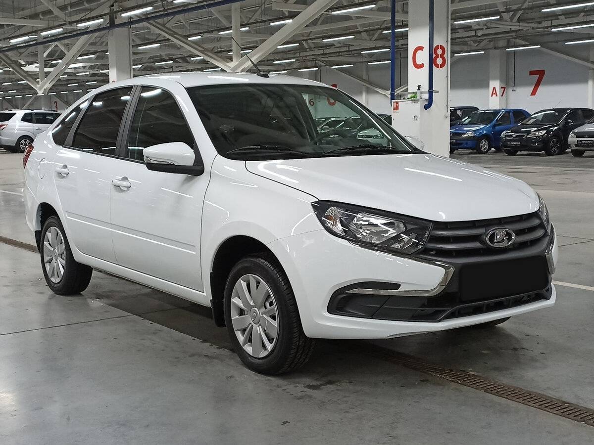 Lada (ВАЗ) Granta б/у, 2024, Механическая. Фото: #2