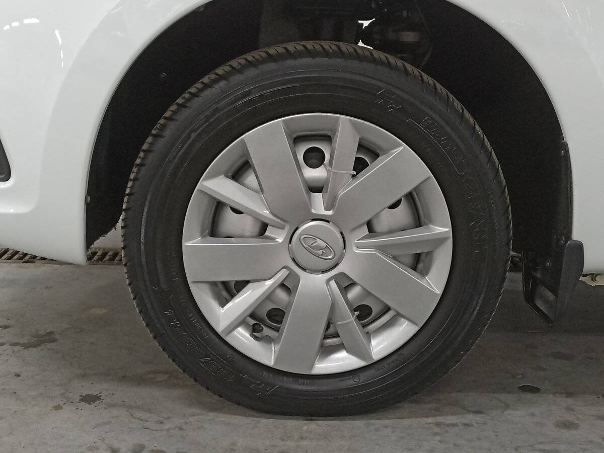 Lada (ВАЗ) Granta б/у, 2024, Механическая. Фото: #17