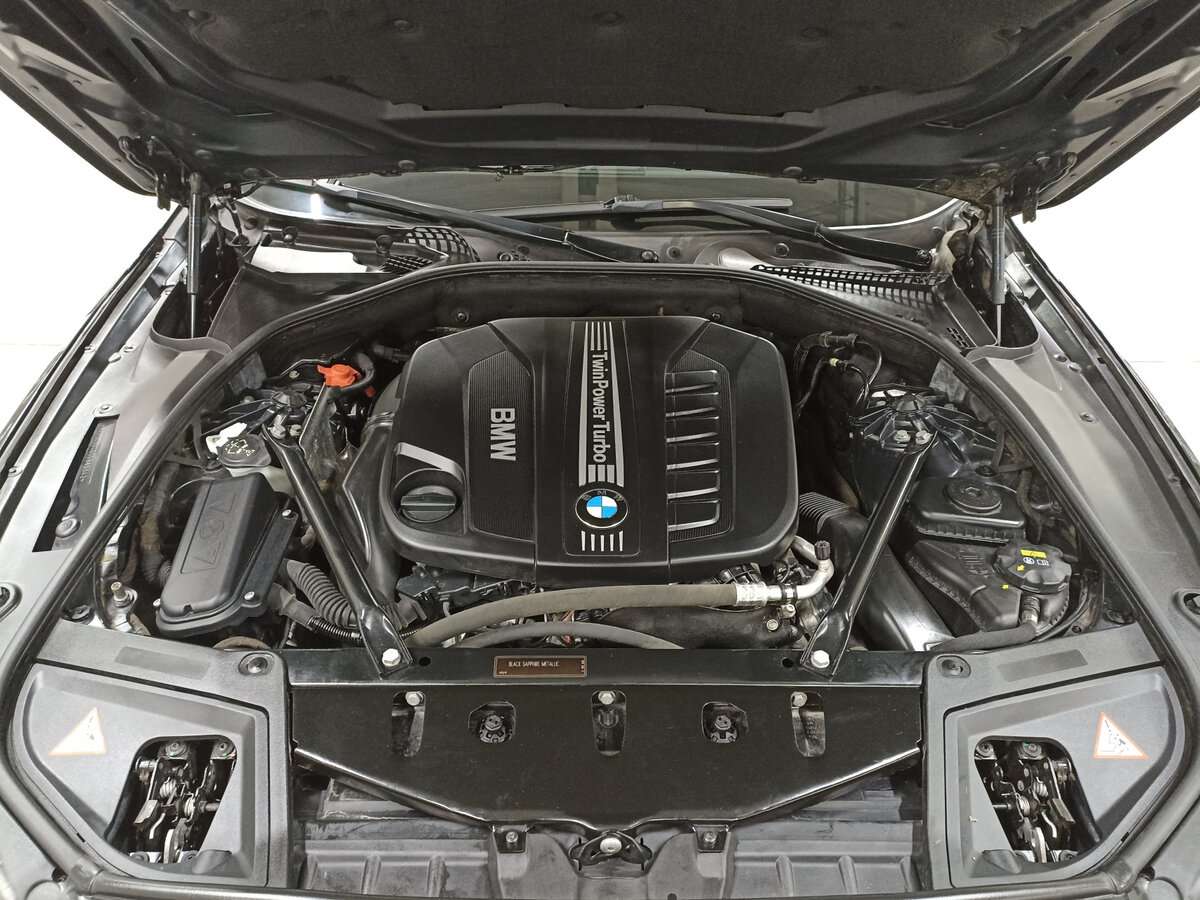 БМВ 5 серии б/у, 2016, Автоматическая. Фото: #8