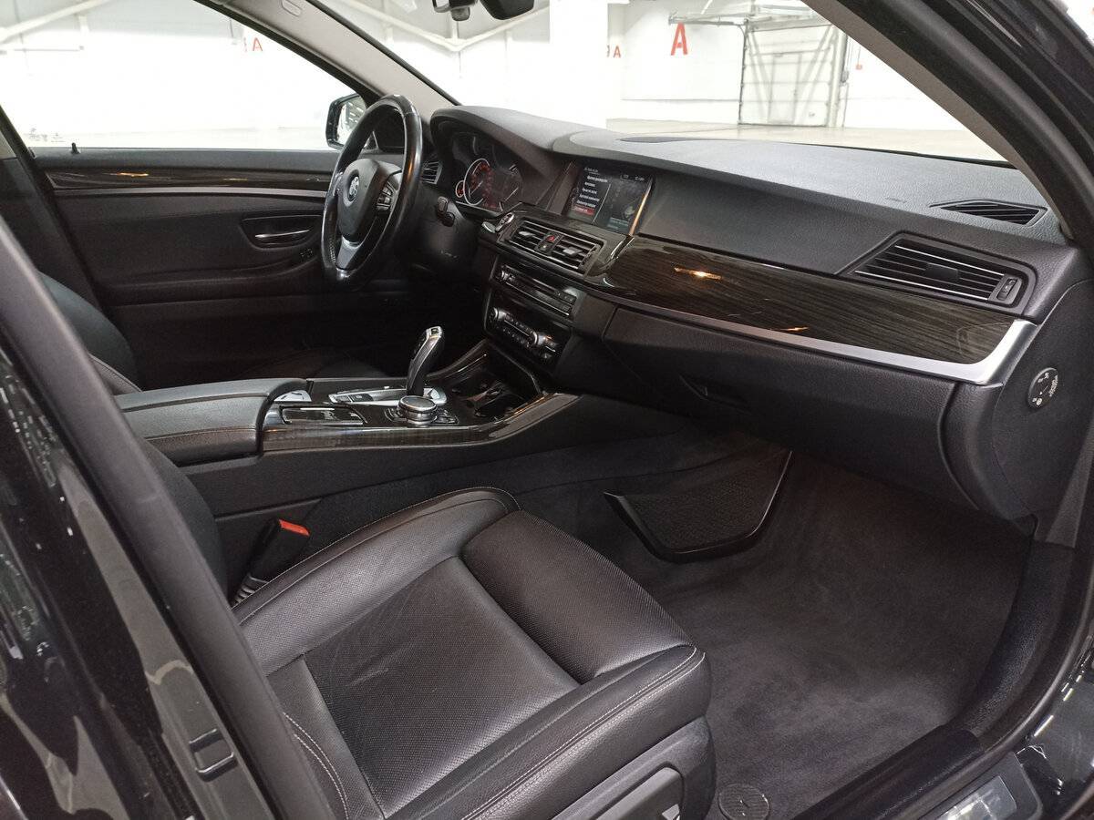 БМВ 5 серии б/у, 2016, Автоматическая. Фото: #10