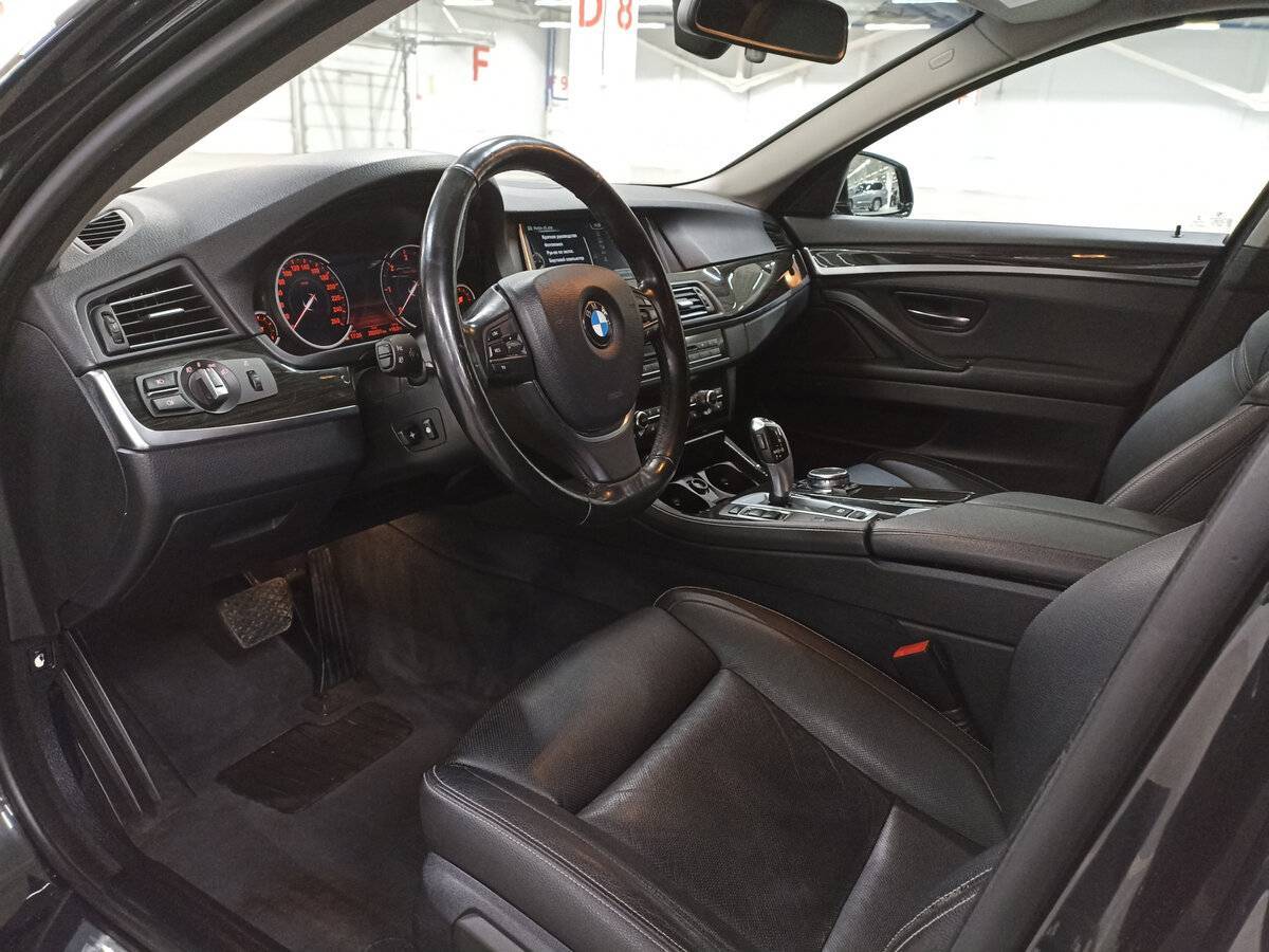 БМВ 5 серии б/у, 2016, Автоматическая. Фото: #15