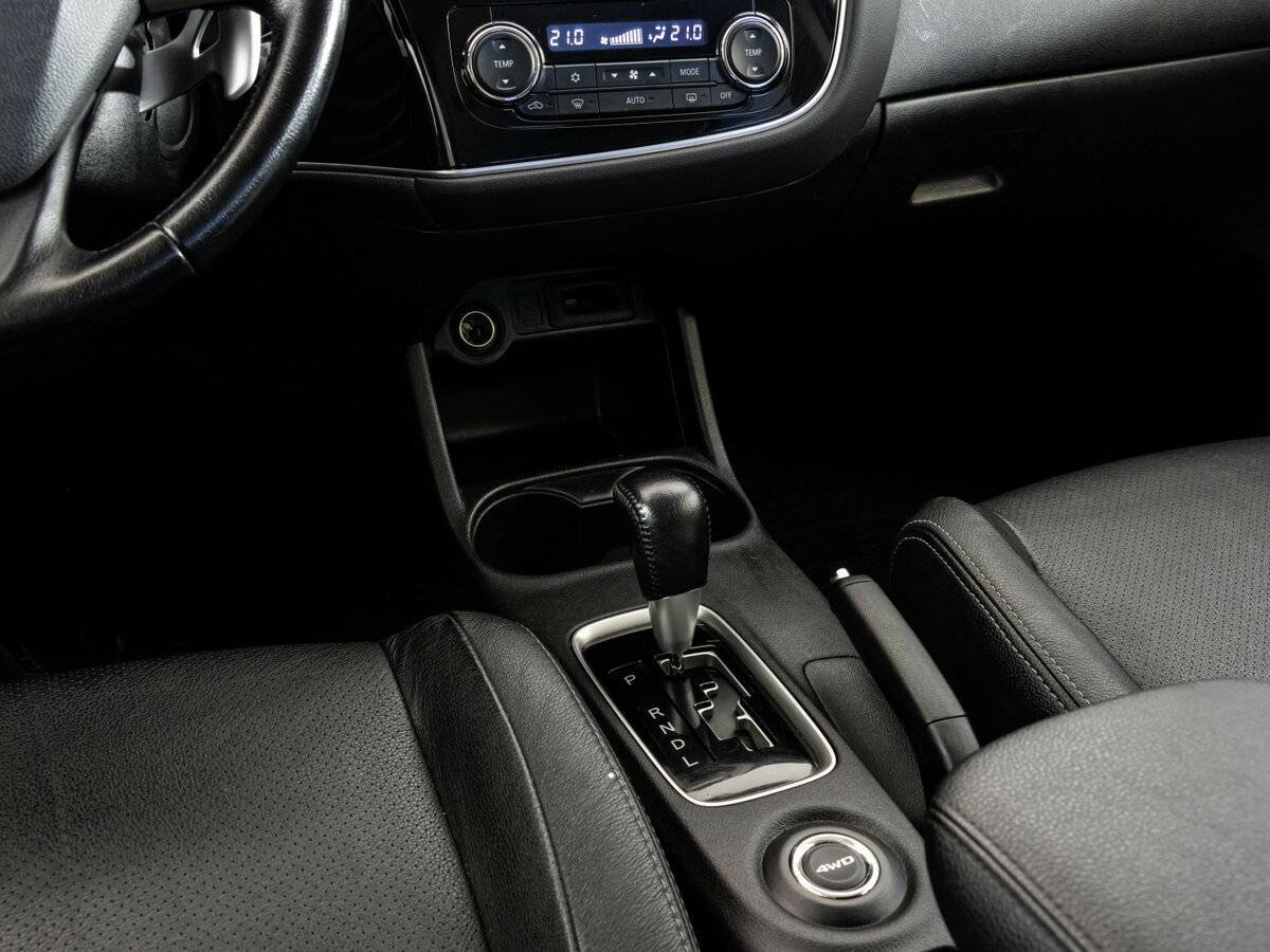 Митсубиши Оутлэндер б/у, 2014, Вариатор. Фото: #9