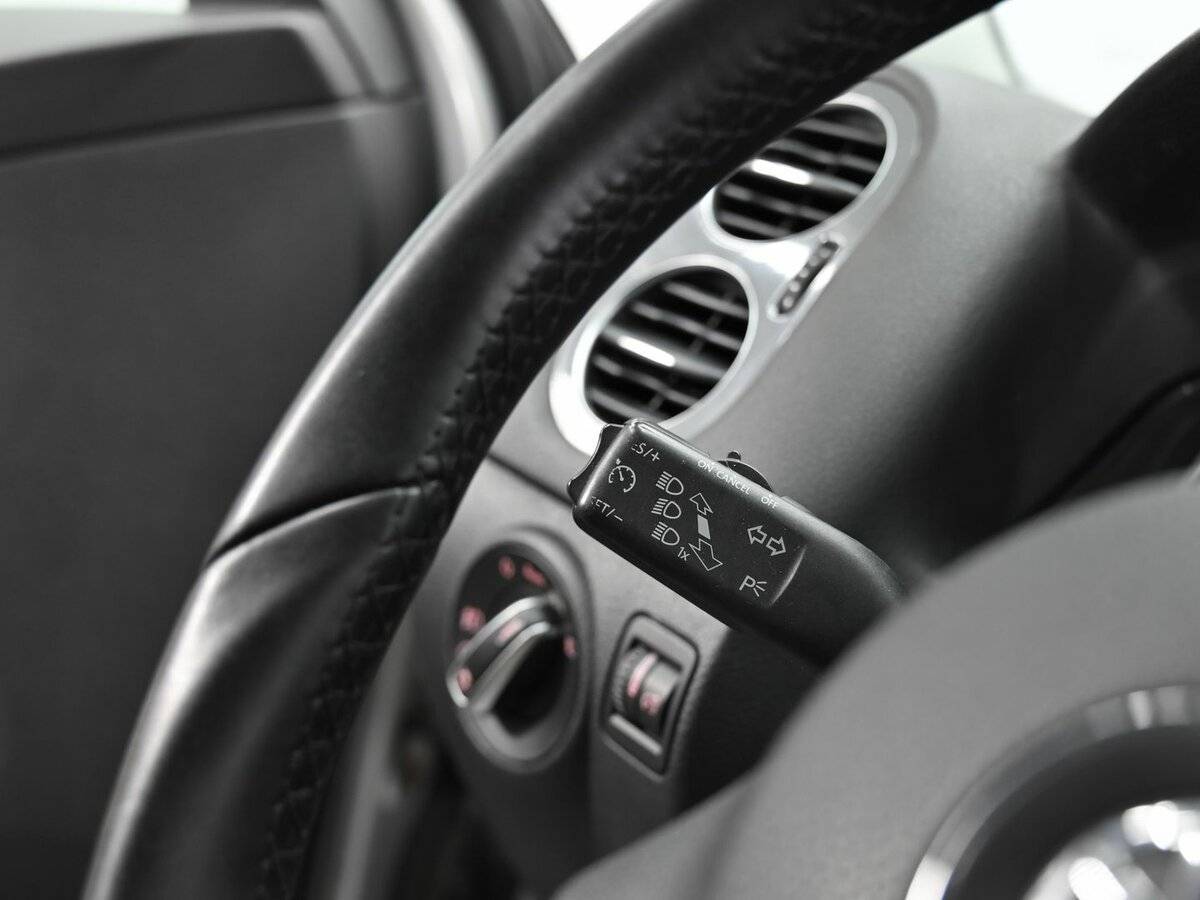 Volkswagen Tiguan б/у, 2012, Автоматическая. Фото: #8