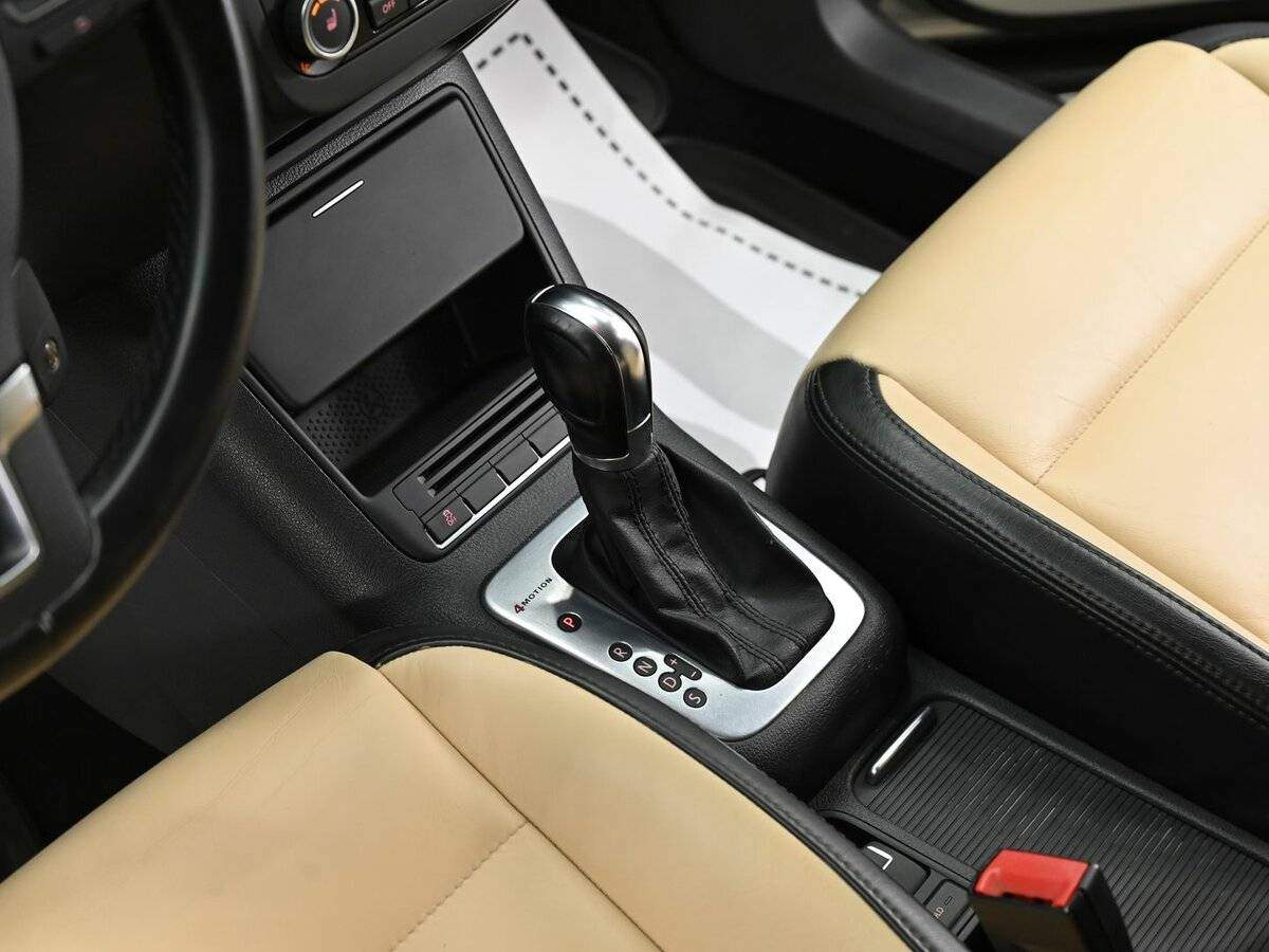 Volkswagen Tiguan б/у, 2012, Автоматическая. Фото: #11