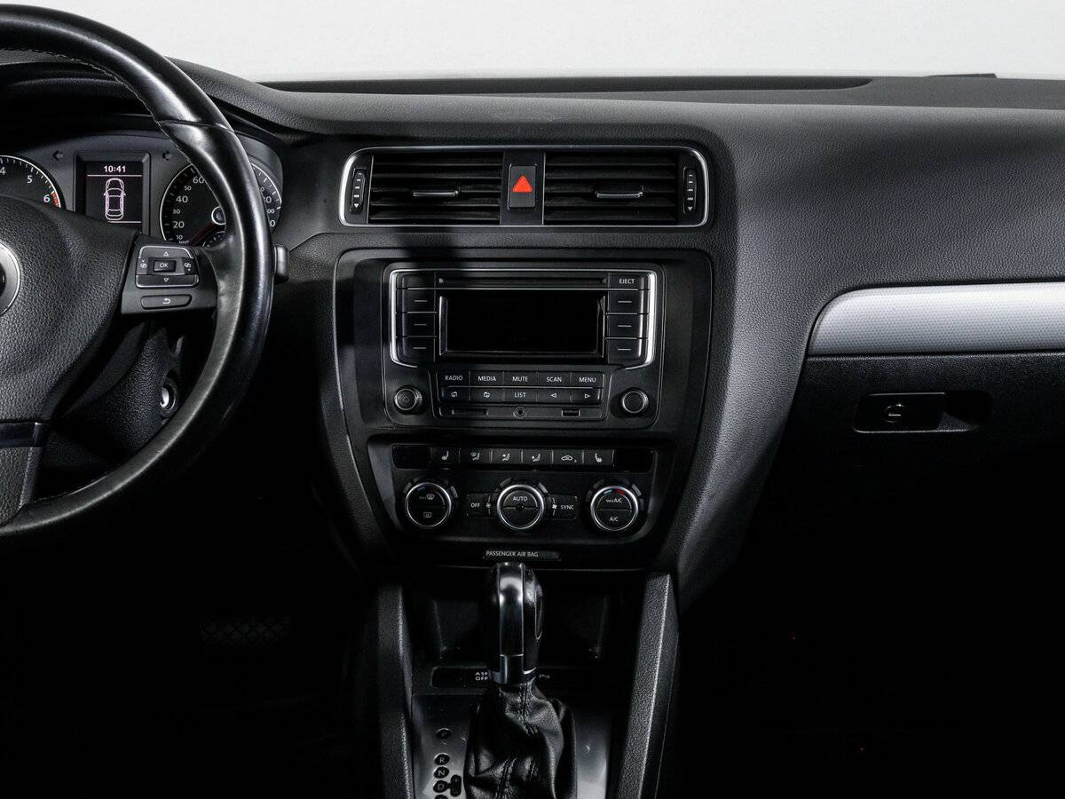 Volkswagen Jetta б/у, 2013, Автоматическая. Фото: #12