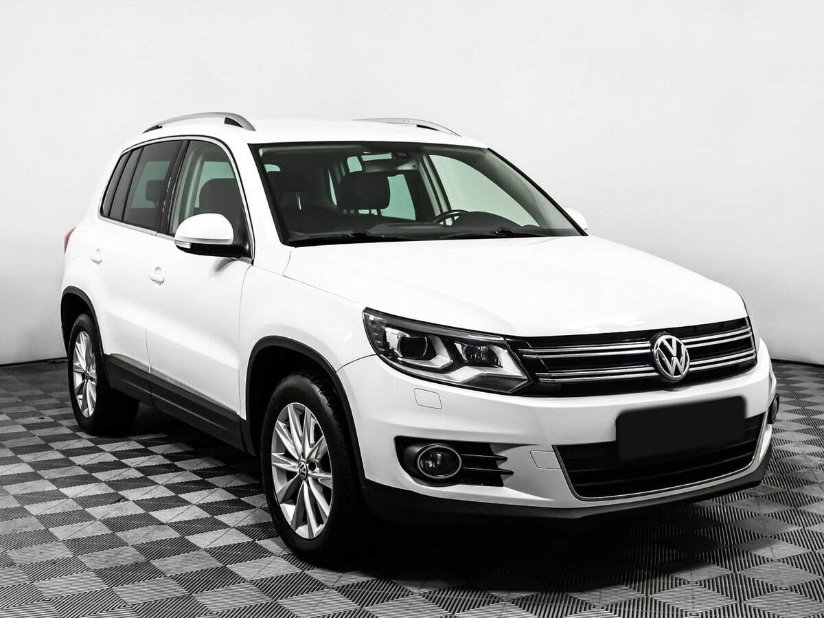 Volkswagen Tiguan б/у, 2012, Автоматическая. Фото: #2