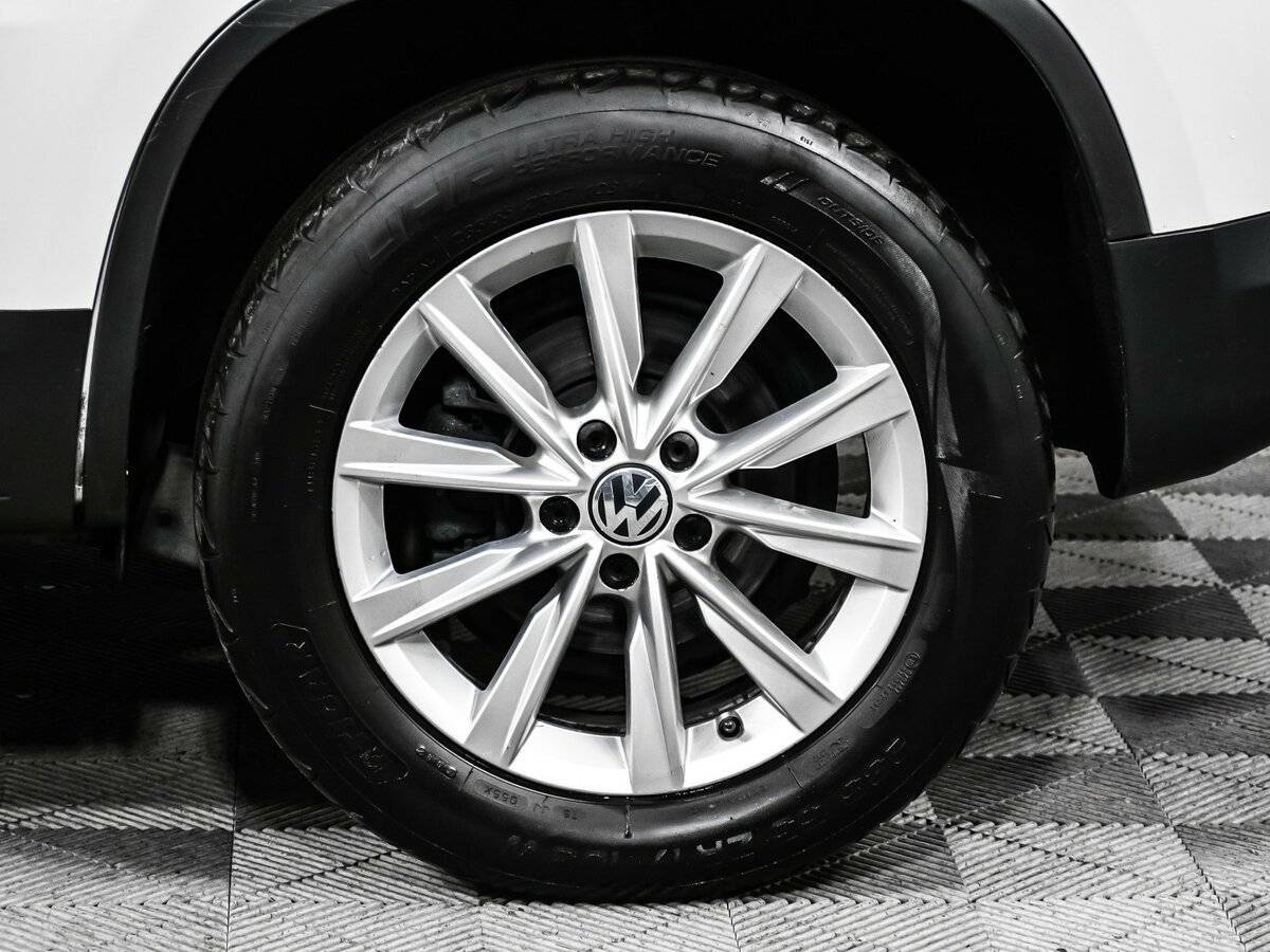 Volkswagen Tiguan б/у, 2012, Автоматическая. Фото: #13