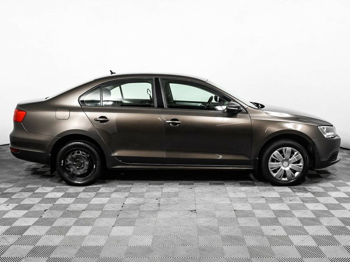 Volkswagen Jetta б/у, 2013, Автоматическая. Фото: #3