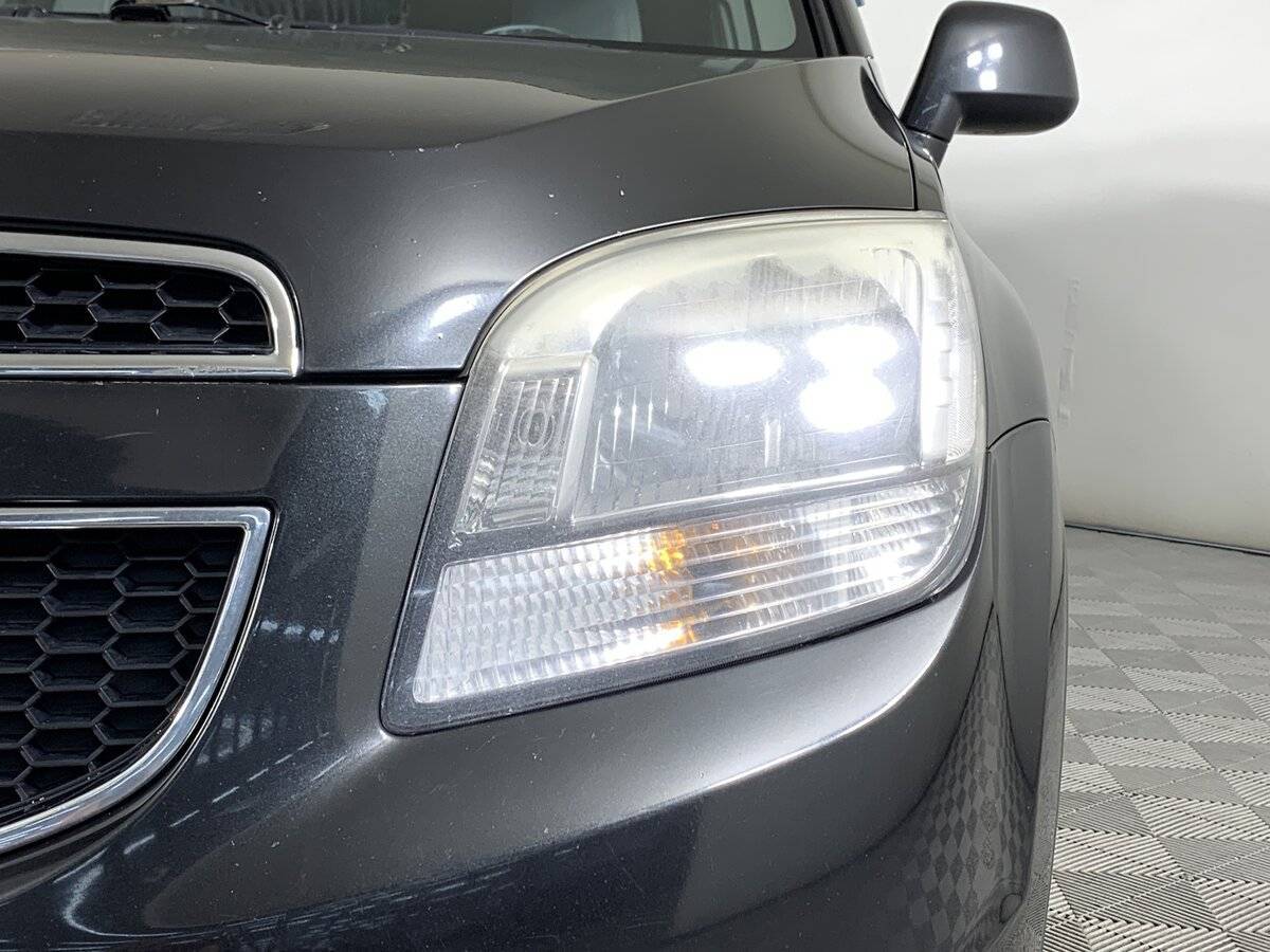 Шевроле Орландо б/у, 2013, Механическая. Фото: #9