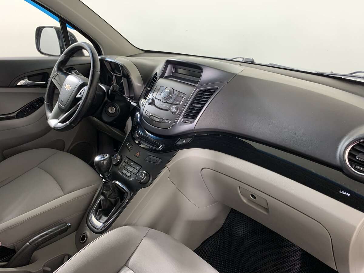 Шевроле Орландо б/у, 2013, Механическая. Фото: #12