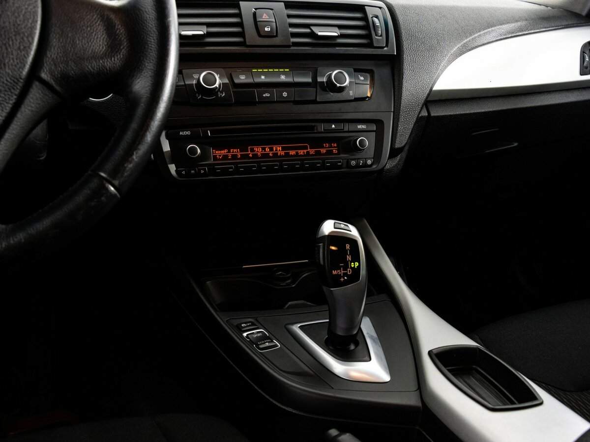 БМВ 1 серии б/у, 2012, Автоматическая. Фото: #9