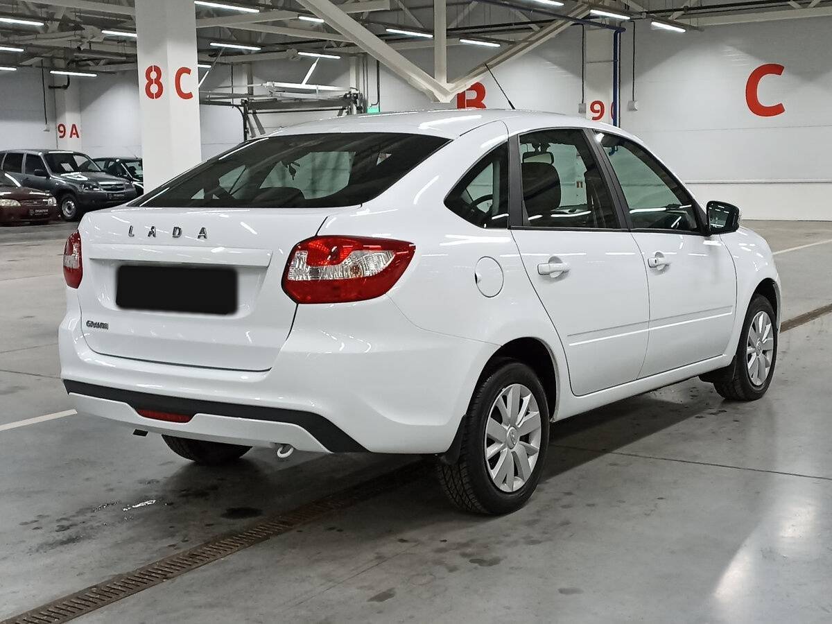 Лада (ВАЗ) Гранта б/у, 2023, Механическая. Фото: #4