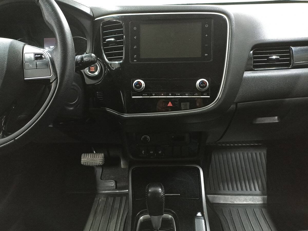 Митсубиши Оутлэндер б/у, 2020, Вариатор. Фото: #14