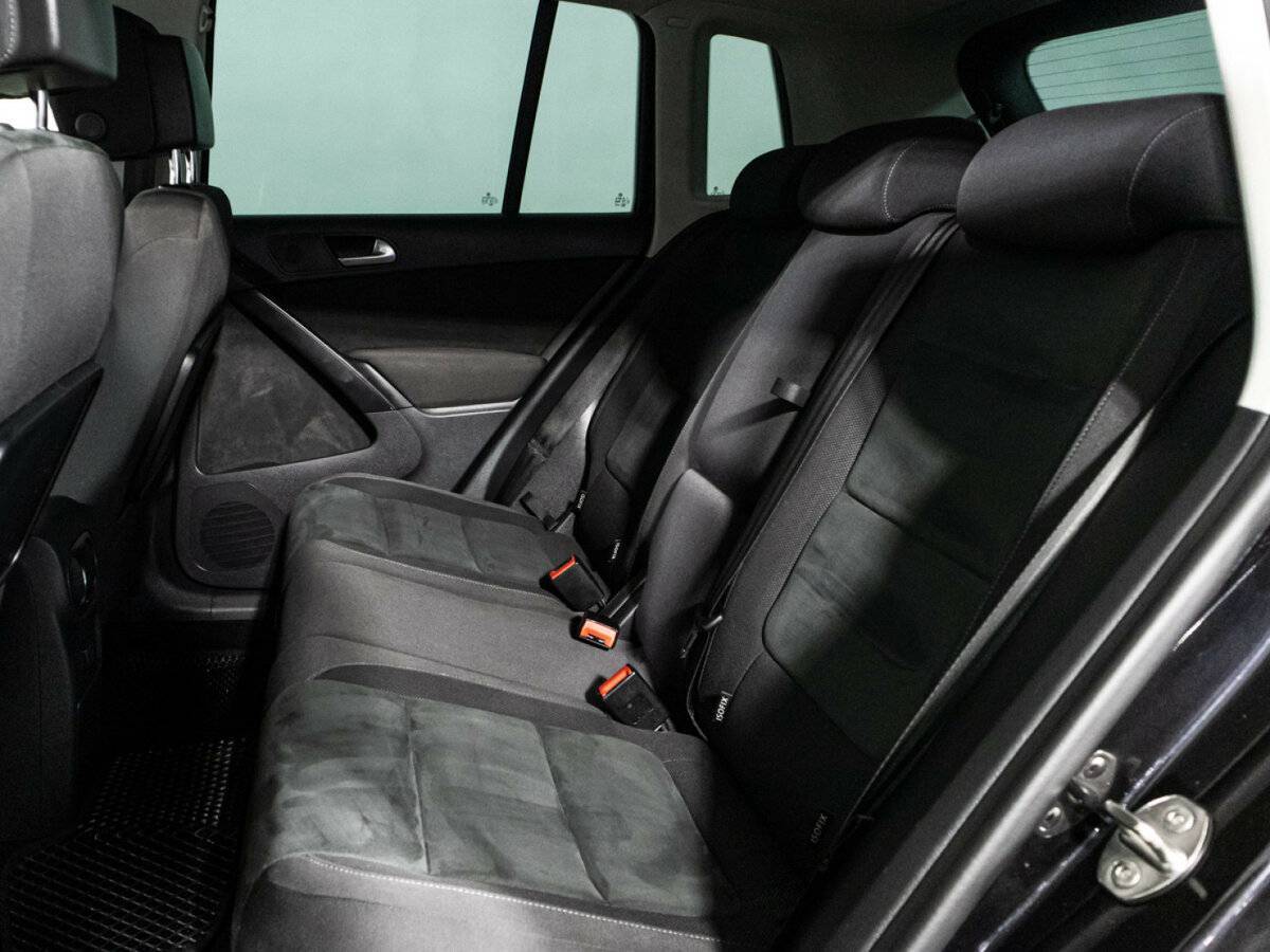 Volkswagen Tiguan б/у, 2016, Автоматическая. Фото: #9