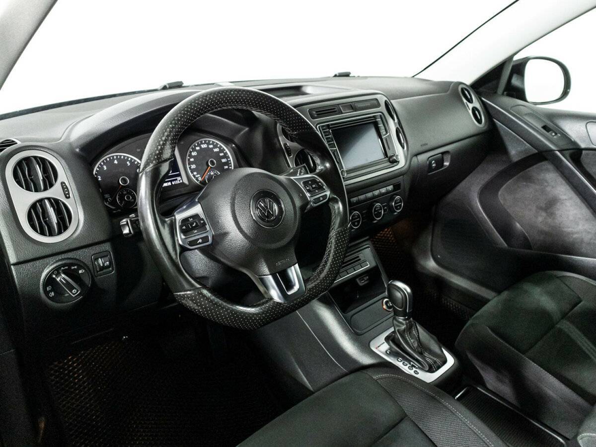 Volkswagen Tiguan б/у, 2016, Автоматическая. Фото: #10