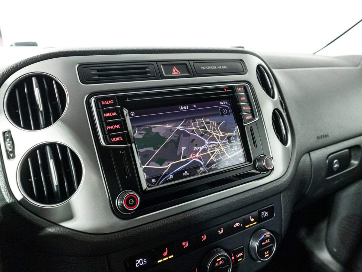 Volkswagen Tiguan б/у, 2016, Автоматическая. Фото: #16