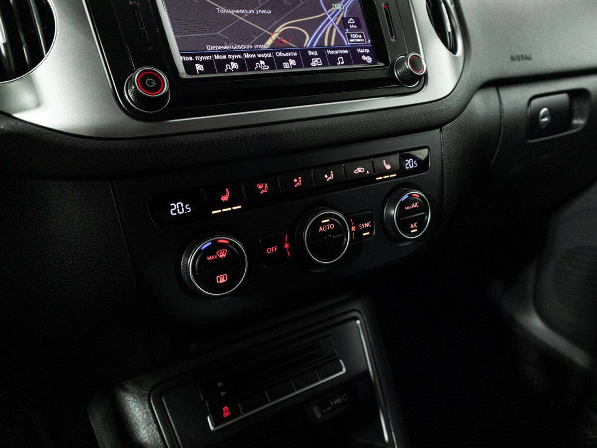 Volkswagen Tiguan б/у, 2016, Автоматическая. Фото: #17