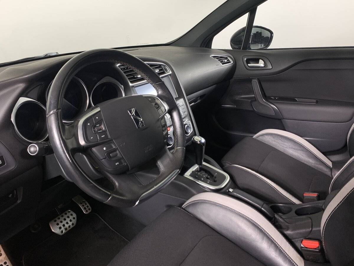 Ситроен ДС4 б/у, 2013, Автоматическая. Фото: #11