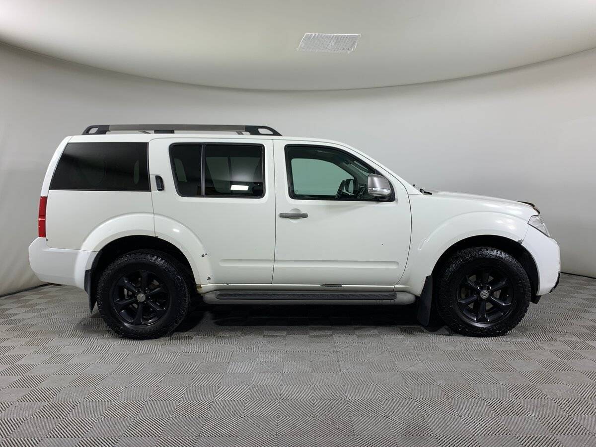 Ниссан Патфайндер б/у, 2013, Автоматическая. Фото: #3