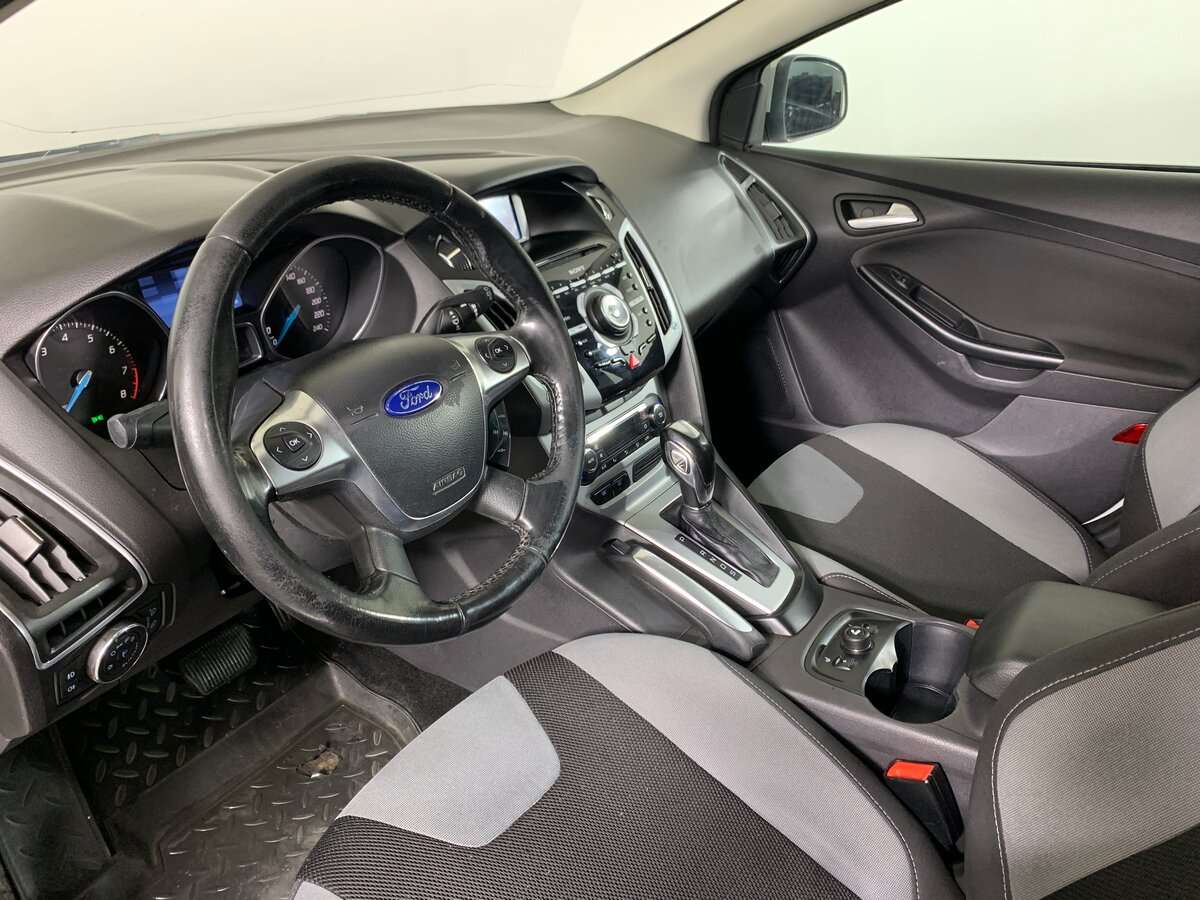 Форд Фокус б/у, 2012, Роботизированная. Фото: #10