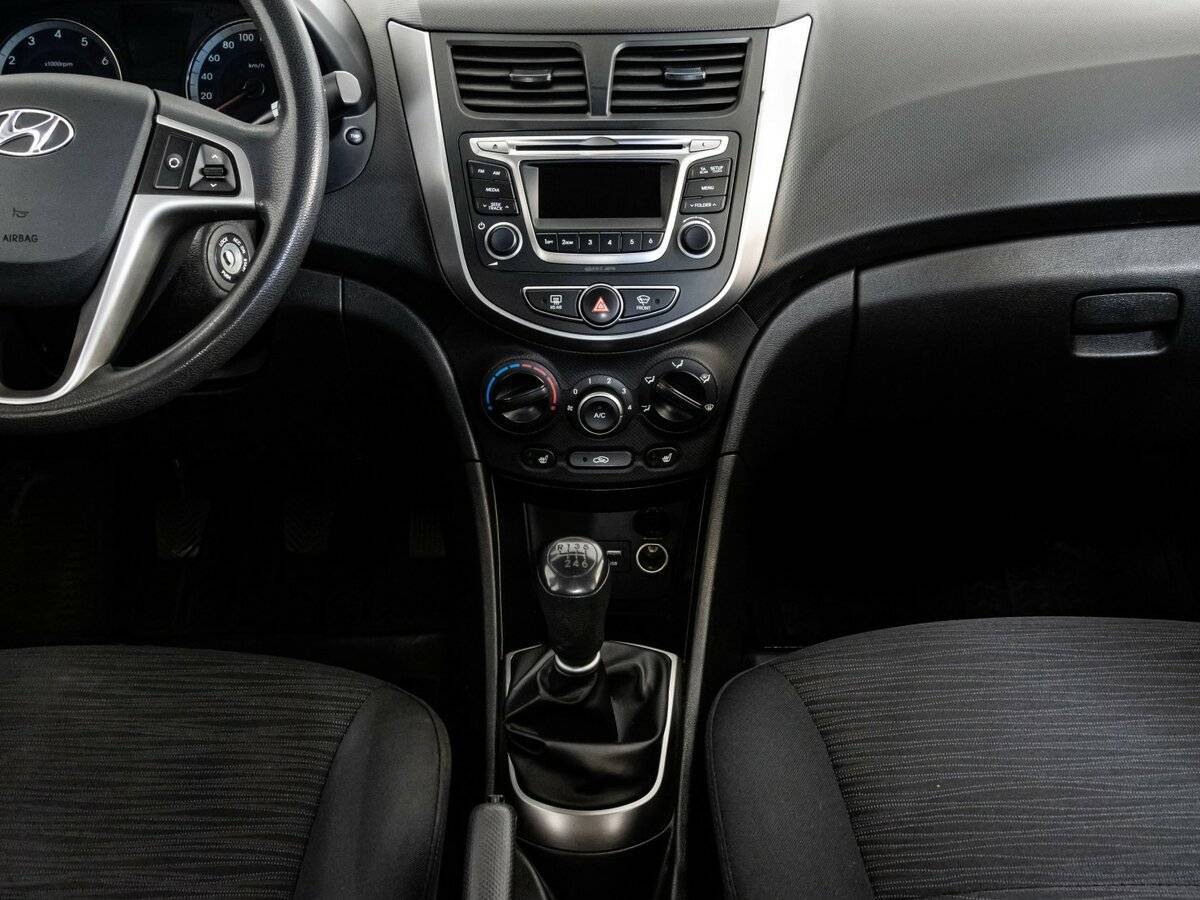 Хендай Солярис б/у, 2015, Механическая. Фото: #8