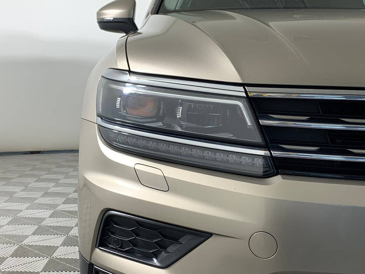 Volkswagen Tiguan б/у, 2018, Роботизированная. Фото: #9