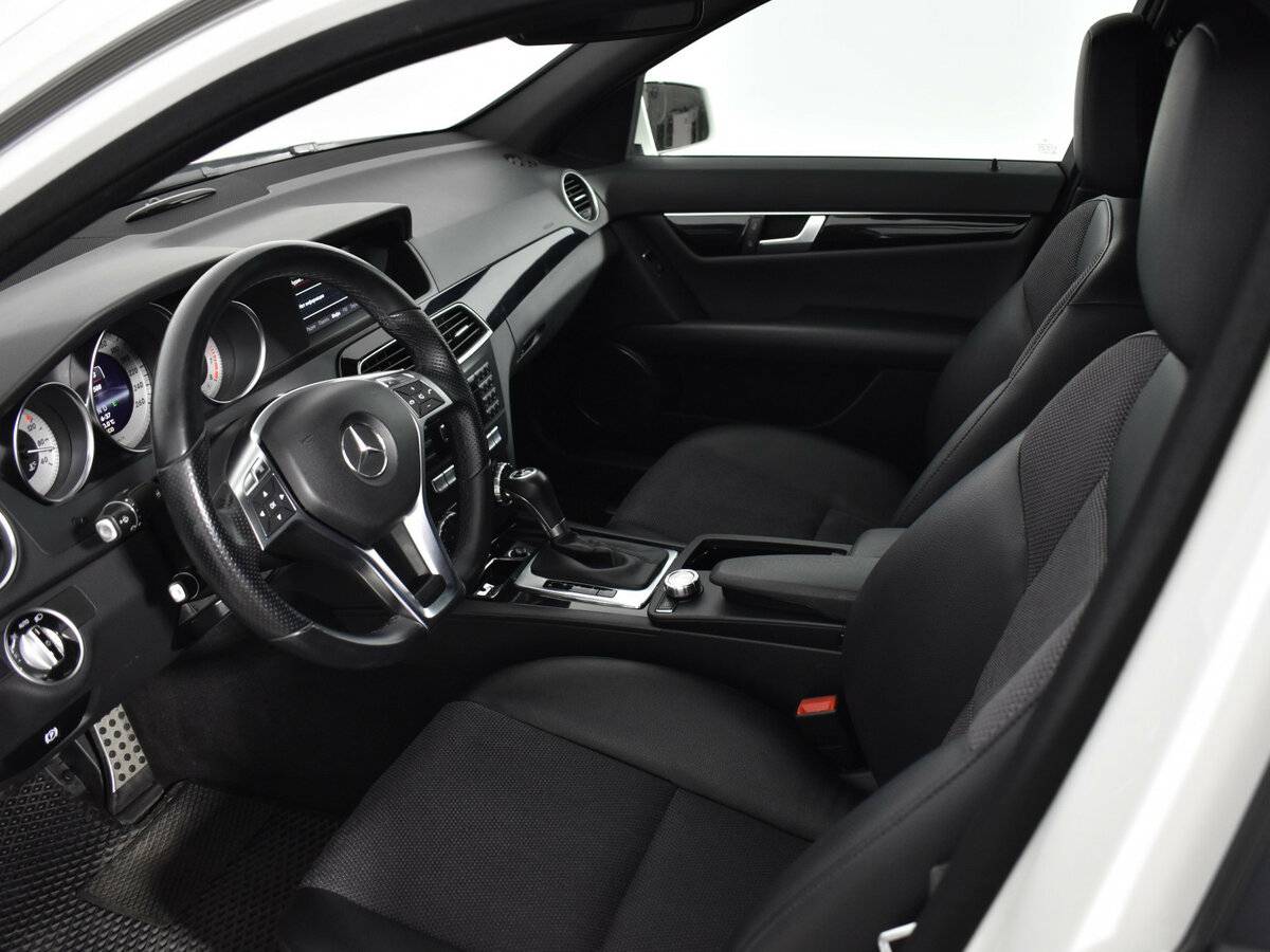 Мерседес-Бенц Ц-Класс б/у, 2013, Автоматическая. Фото: #8