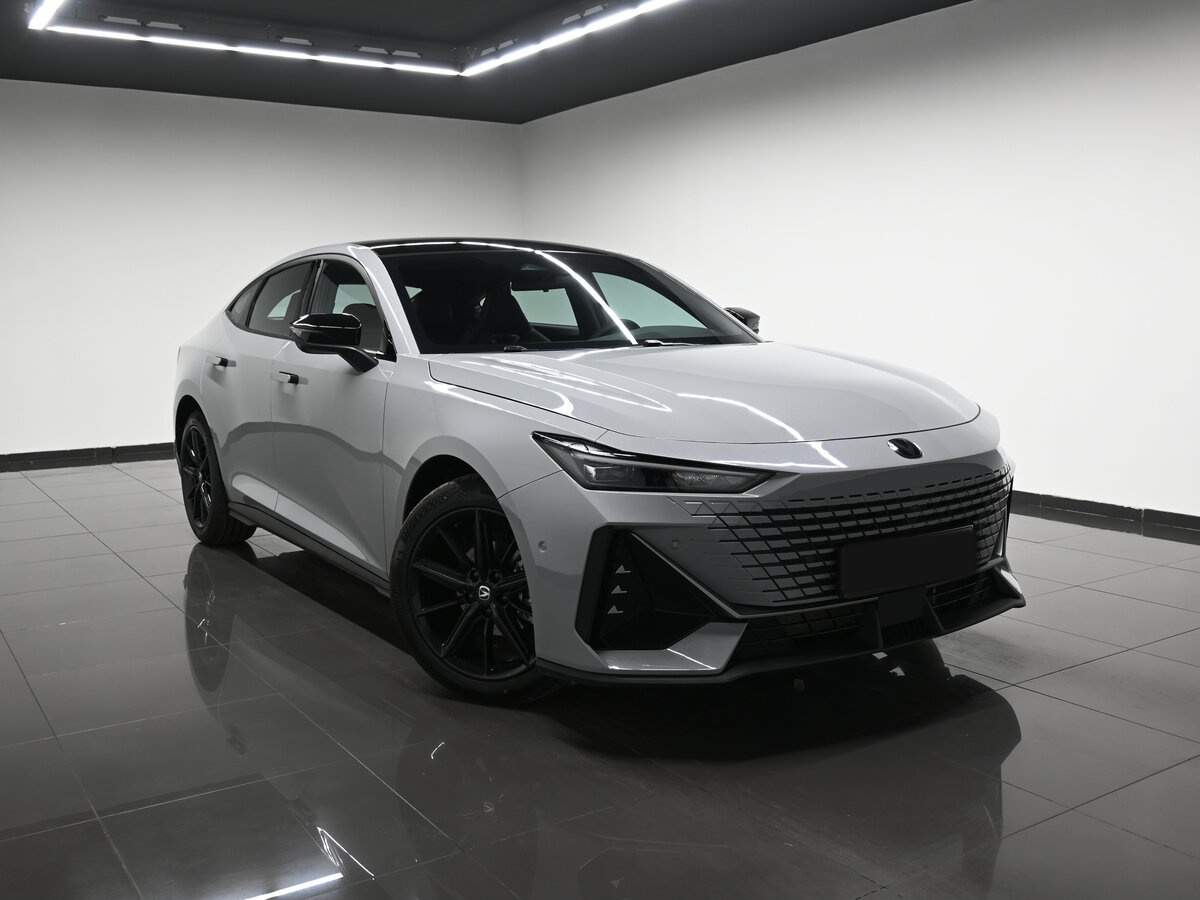 Чанган УНИ-В б/у, 2023, Роботизированная. Фото: #4