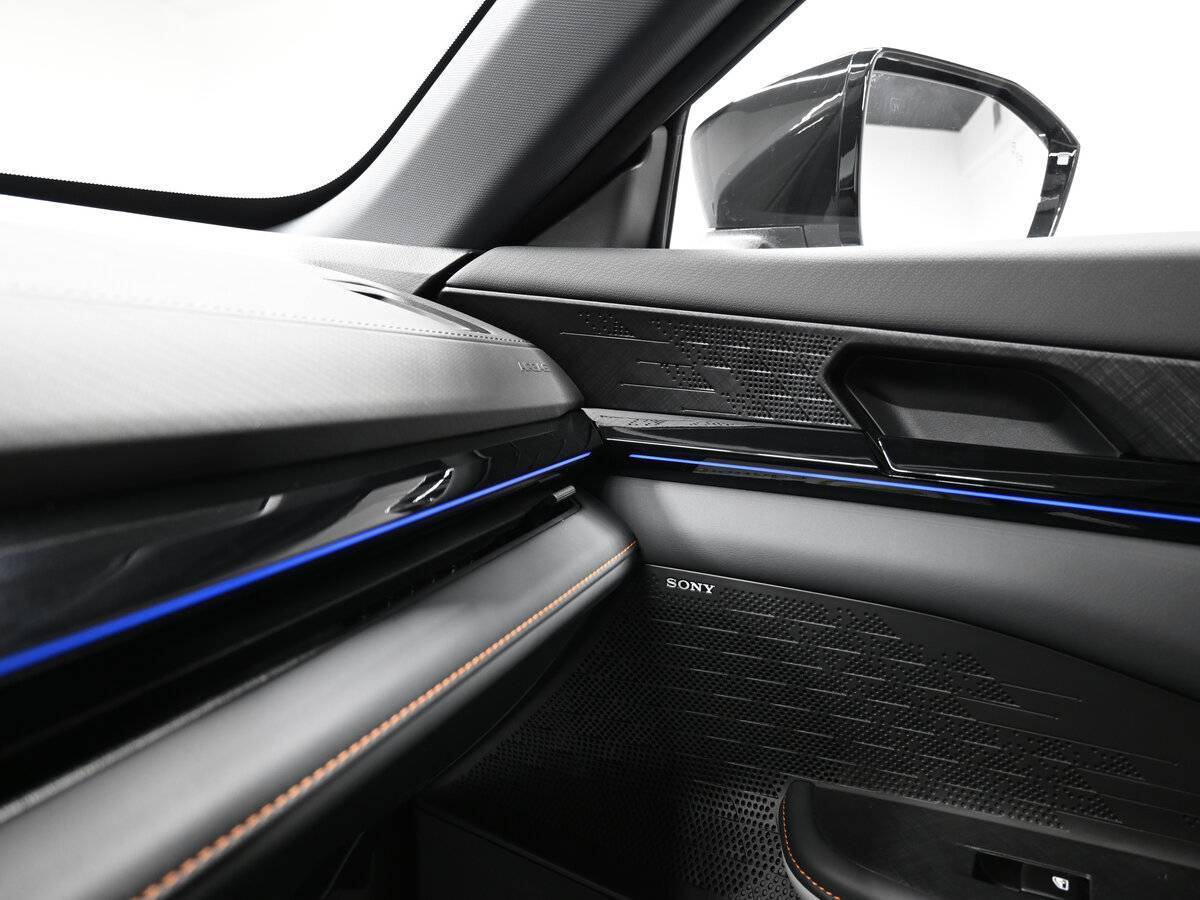 Чанган УНИ-В б/у, 2023, Роботизированная. Фото: #23