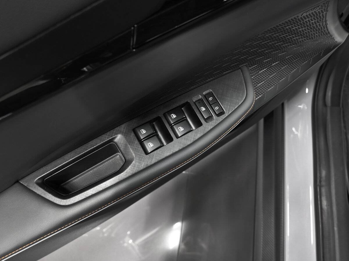 Чанган УНИ-В б/у, 2023, Роботизированная. Фото: #25