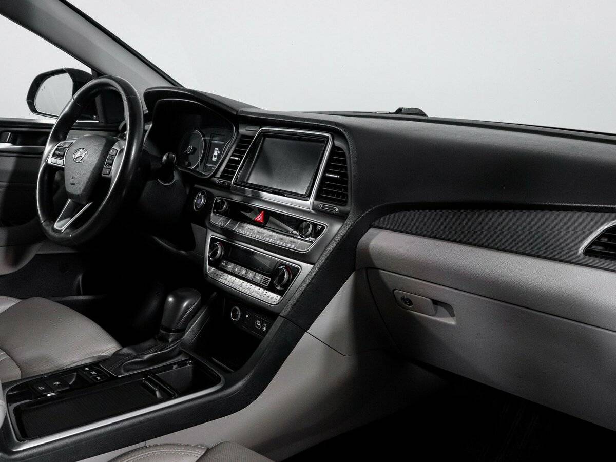 Hyundai Sonata б/у, 2017, Автоматическая. Фото: #8