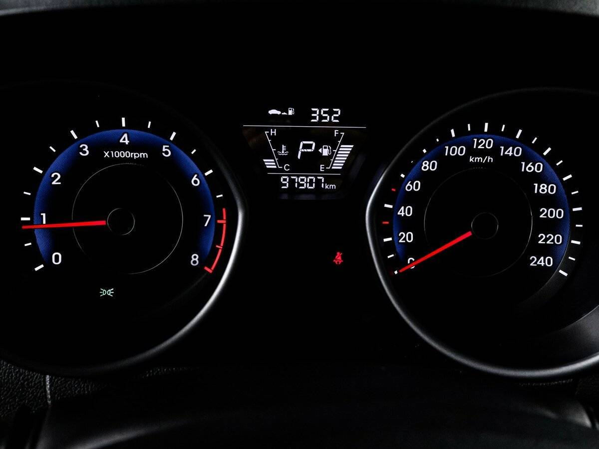 Hyundai Elantra б/у, 2015, Автоматическая. Фото: #10