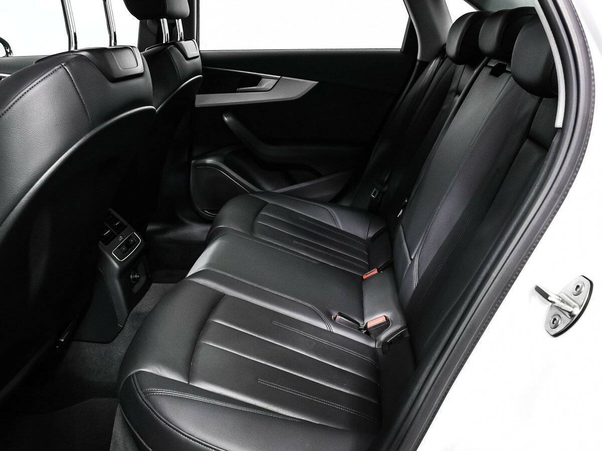 Ауди А4 б/у, 2018, Роботизированная. Фото: #13