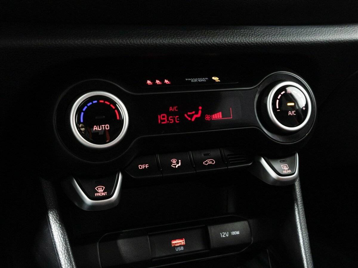 Kia Picanto б/у, 2022, Автоматическая. Фото: #17