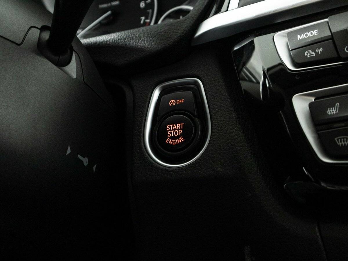 БМВ 3 серии б/у, 2017, Автоматическая. Фото: #18