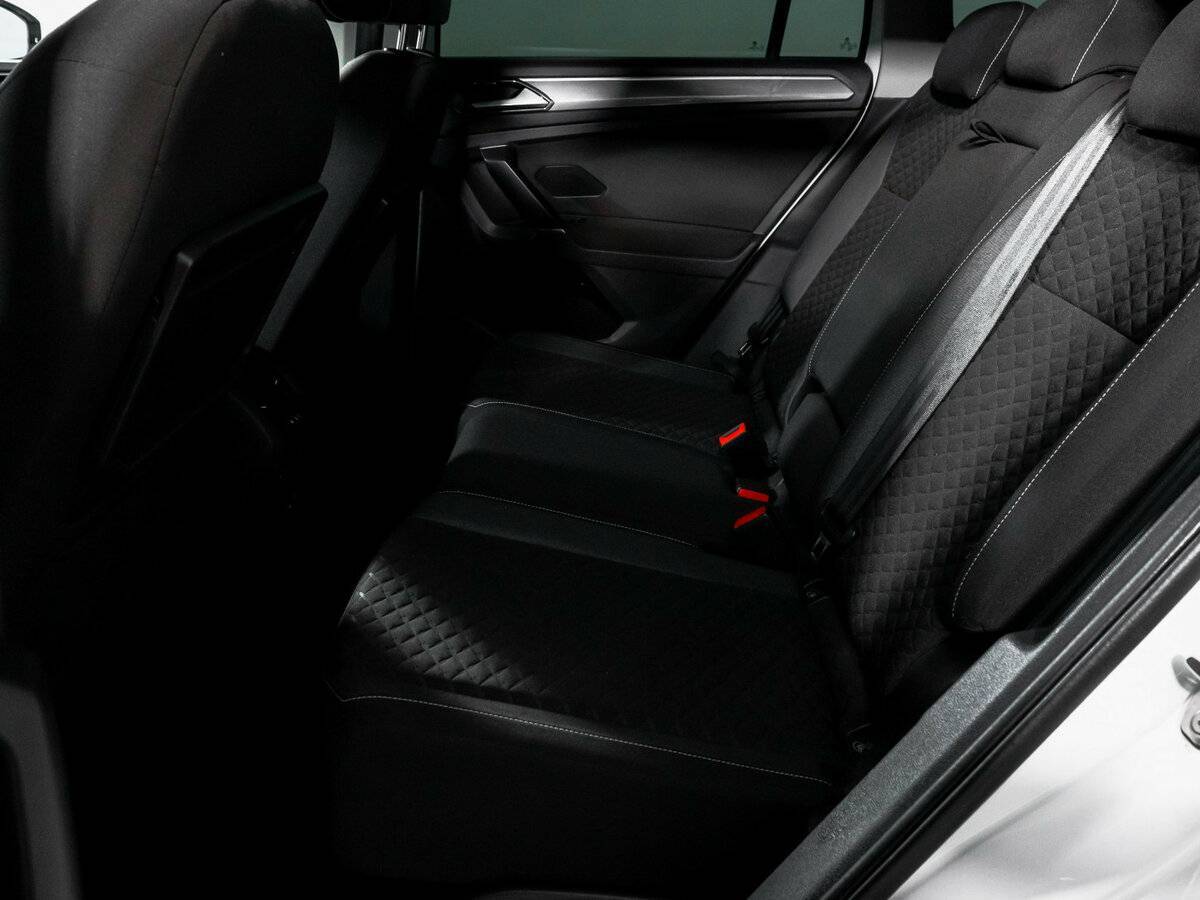 Volkswagen Tiguan б/у, 2018, Роботизированная. Фото: #9